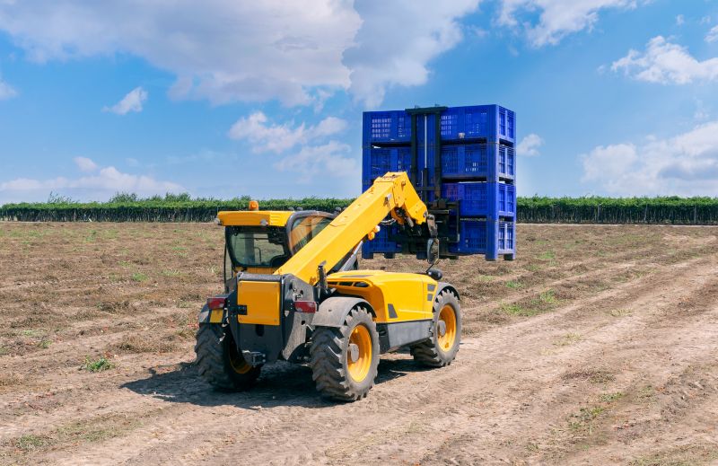 It performs well on rough, uneven ground.